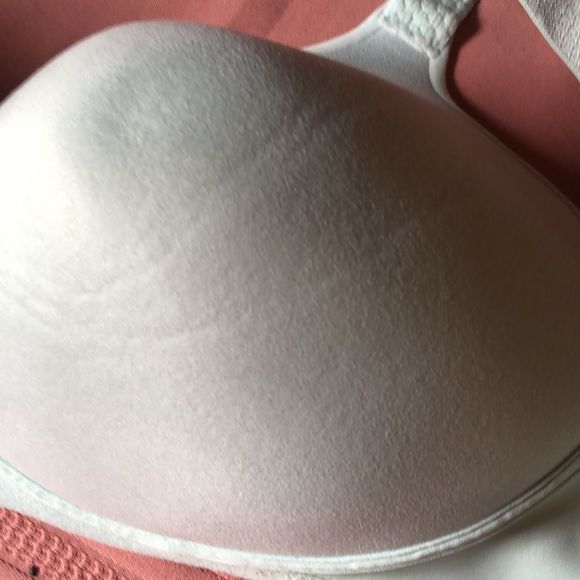 Vanity Fair® Beauty Back™ Full-Figure Back Smoothing Wireless Bra - 71380 pastel - Picture 12 of 14